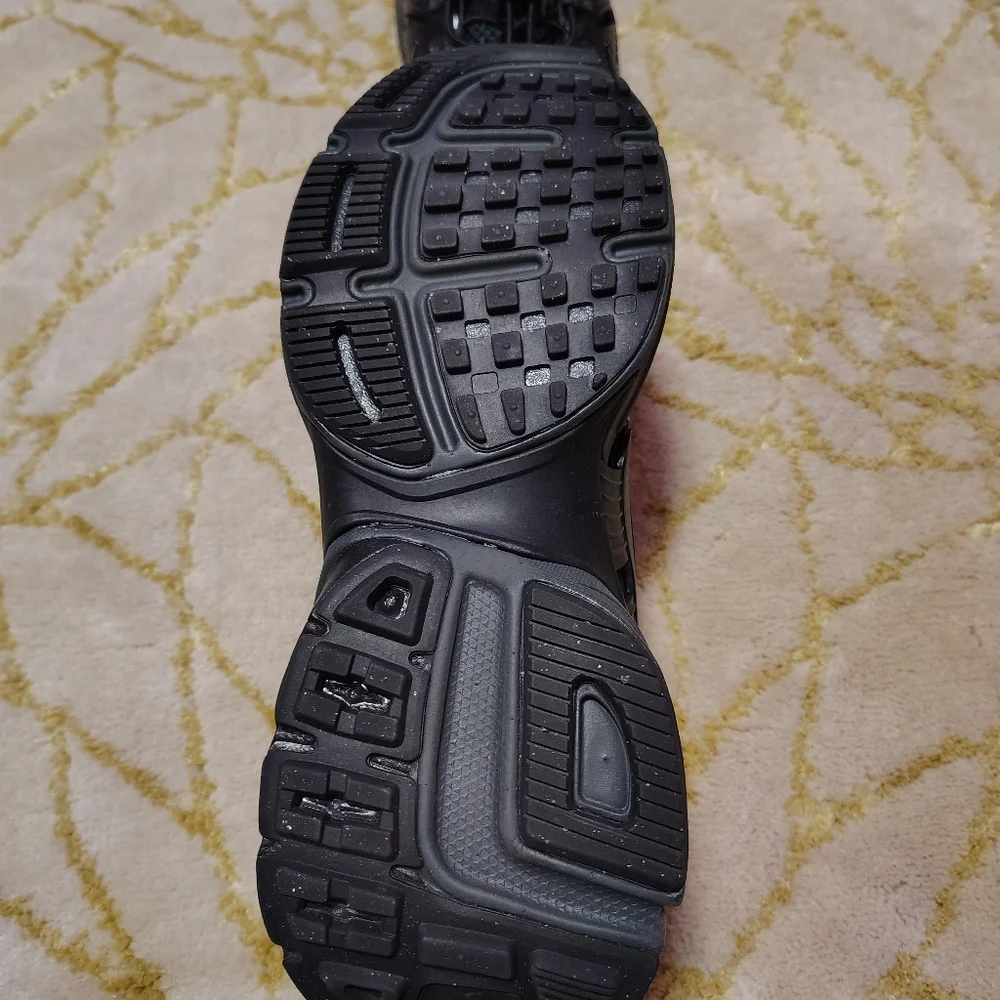 Nike Women's V2K Run Shoes Black